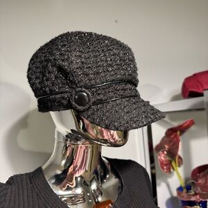 Jones New York tweed black newspaper boy style cap so chic French style cc1